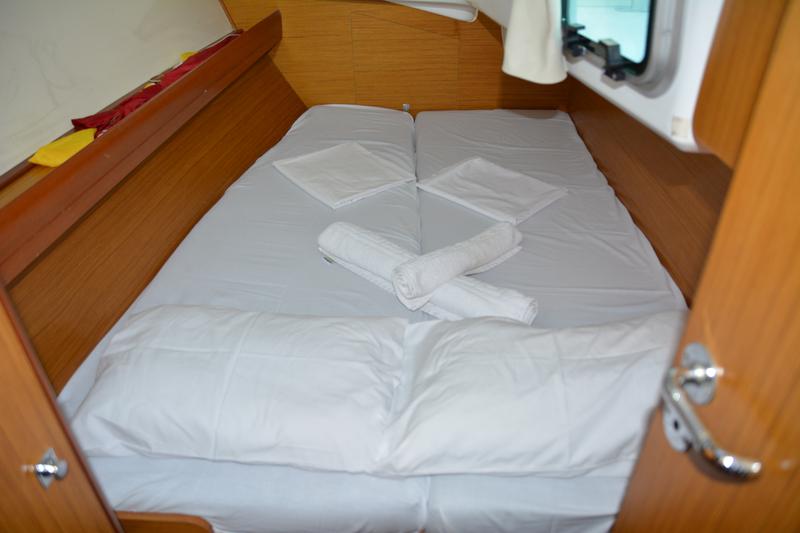 Book yachts online - sailboat - Sun Odyssey 36i - Billis - rent