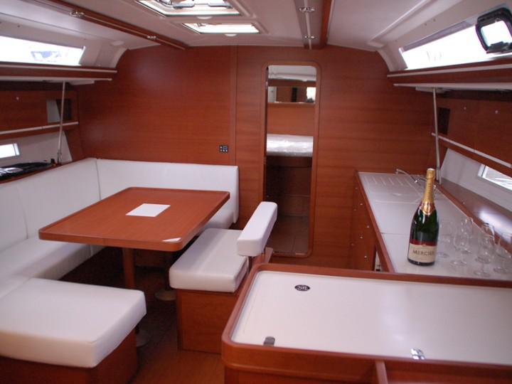 Book yachts online - sailboat - Dufour 445 GL 6 pax - Ambiente V - rent