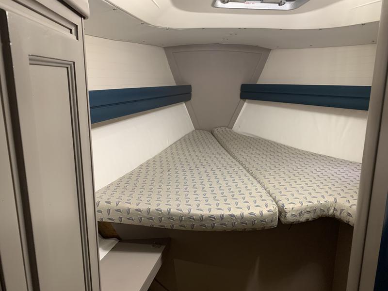 Book yachts online - sailboat - Dufour 41 Classic - SUNRISE - rent