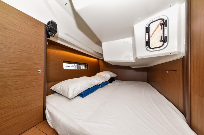 Book yachts online - sailboat - Oceanis 40.1 - EYLIN - rent
