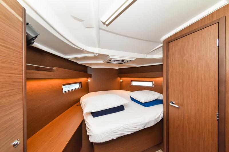 Book yachts online - sailboat - Oceanis 40.1 - EYLIN - rent
