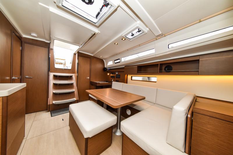 Book yachts online - sailboat - Oceanis 40.1 - EYLIN - rent