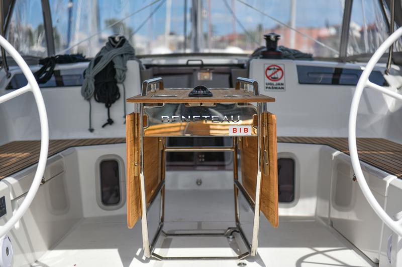 Book yachts online - sailboat - Oceanis 40.1 - EYLIN - rent
