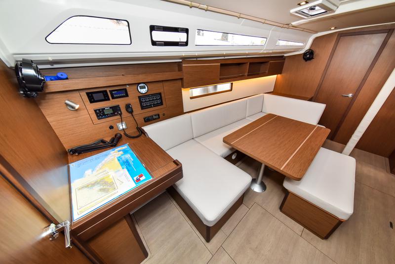 Book yachts online - sailboat - Oceanis 40.1 - EYLIN - rent