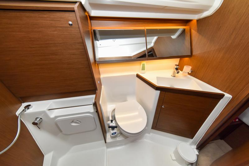 Book yachts online - sailboat - Oceanis 40.1 - EYLIN - rent