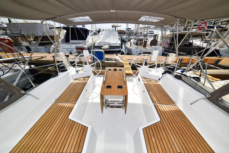 Book yachts online - sailboat - Oceanis 40.1 - EYLIN - rent