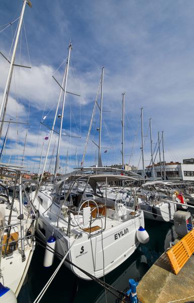 Book yachts online - sailboat - Oceanis 40.1 - EYLIN - rent