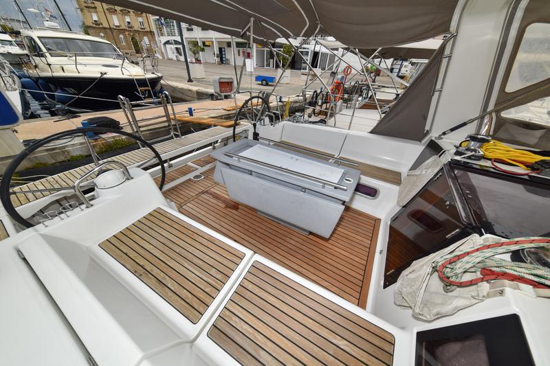 Book yachts online - sailboat - Oceanis 41 - Hope  - rent