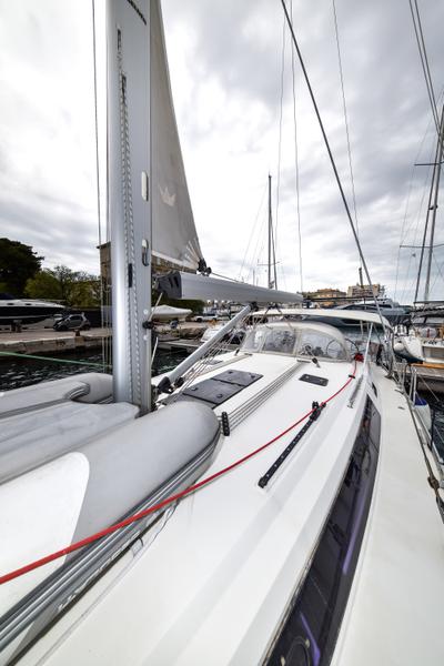 Book yachts online - sailboat - Bavaria Cruiser 46 - SIX BAG - rent