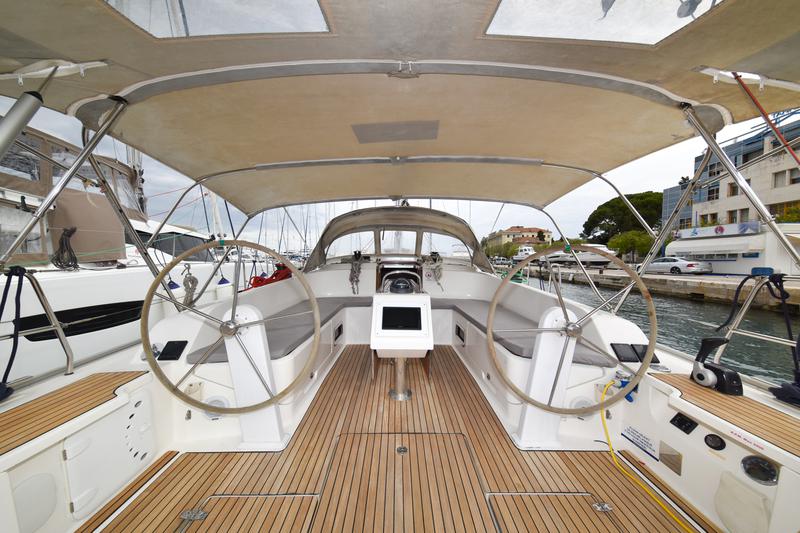 Book yachts online - sailboat - Bavaria Cruiser 46 - SIX BAG - rent