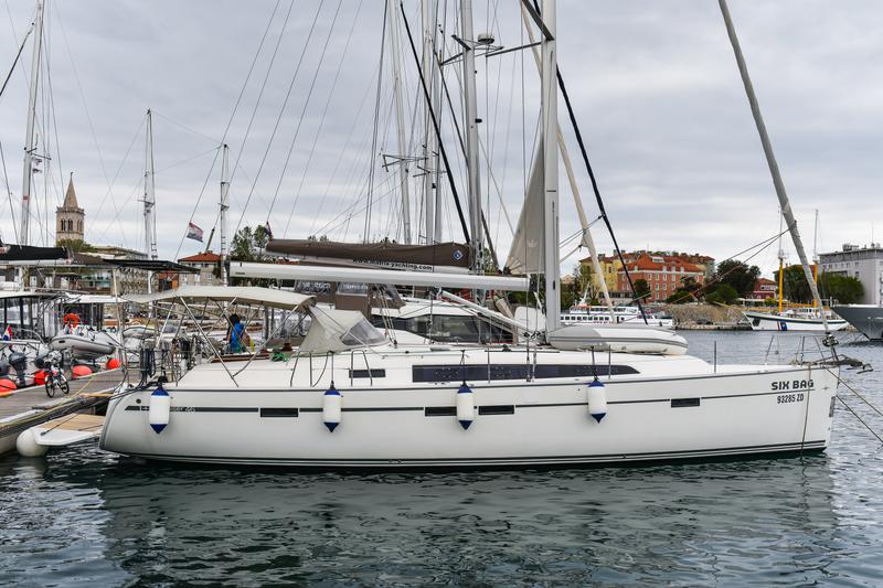 Book yachts online - sailboat - Bavaria Cruiser 46 - SIX BAG - rent