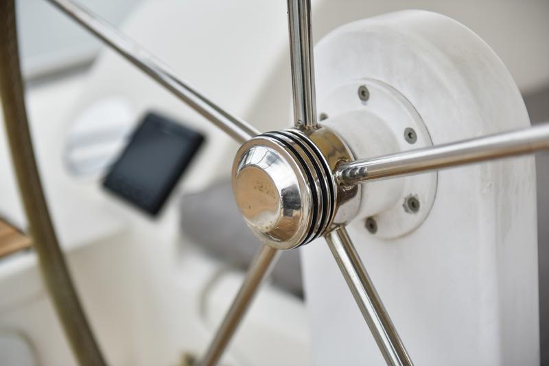 Book yachts online - sailboat - Bavaria Cruiser 46 - SIX BAG - rent