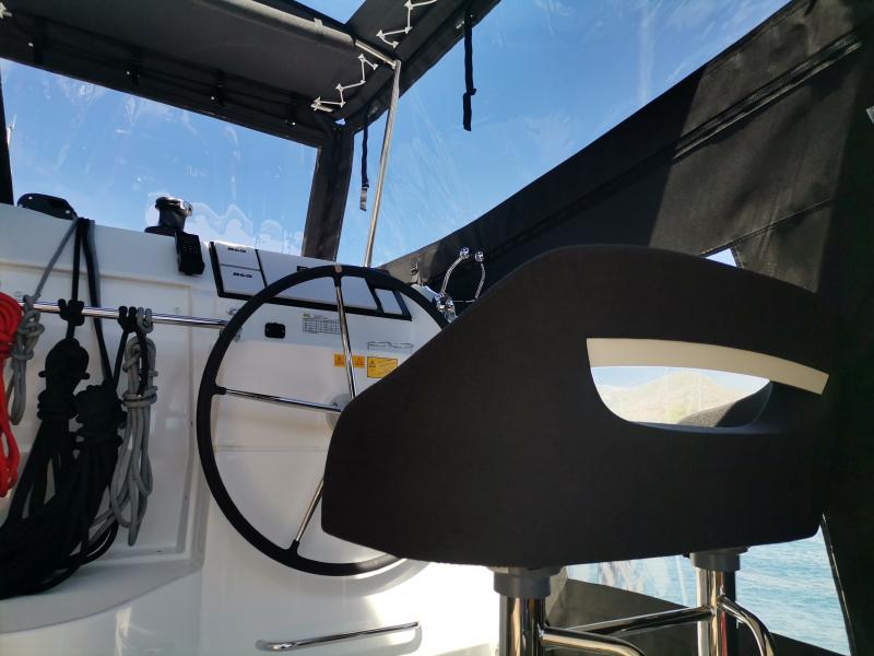 Book yachts online - catamaran - Lagoon 40 - wave elli - rent