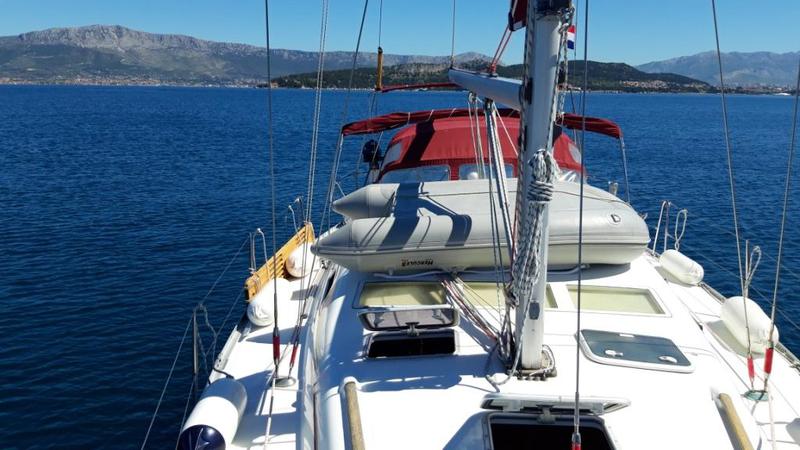 Book yachts online - sailboat - Oceanis 393 Clipper - Škuribanda (refitted 2021) - rent