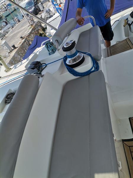 Book yachts online - catamaran - Lagoon 450  Flybridge - MIA PLUS - rent