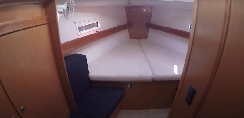 Book yachts online - sailboat - Bavaria 40 Cruiser - Vlasis - rent