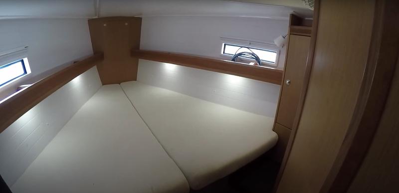 Book yachts online - sailboat - Bavaria 40 Cruiser - XANEI S - rent