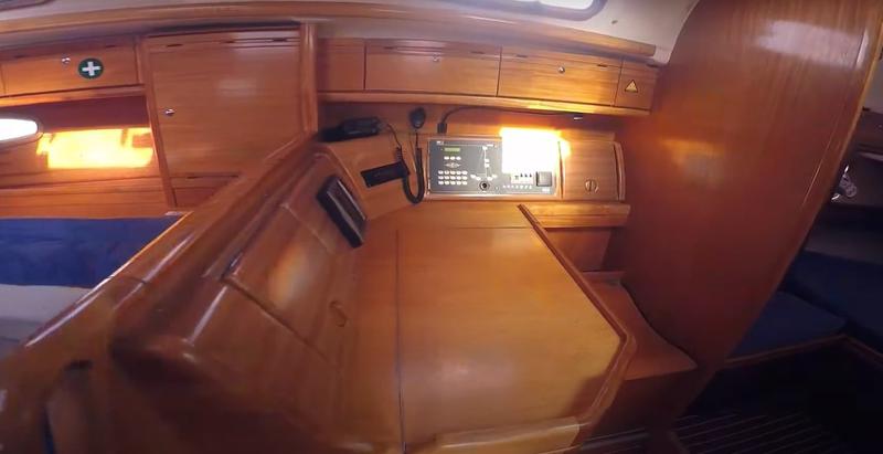 Book yachts online - sailboat - Bavaria 39 Cruiser - Orestis - rent