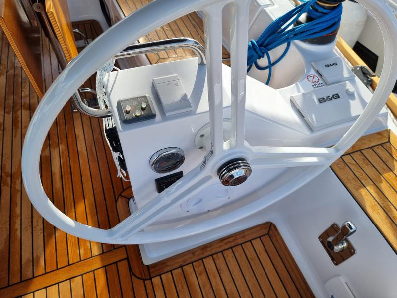 Book yachts online - sailboat - Elan Impression 45.1 - LINEA UNO with A/C - rent