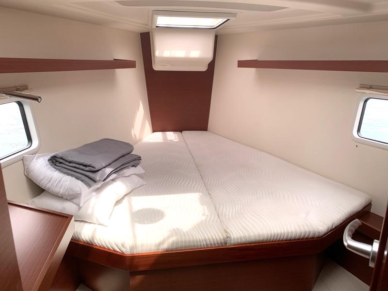Book yachts online - sailboat - Hanse 418 - Shrimp - rent
