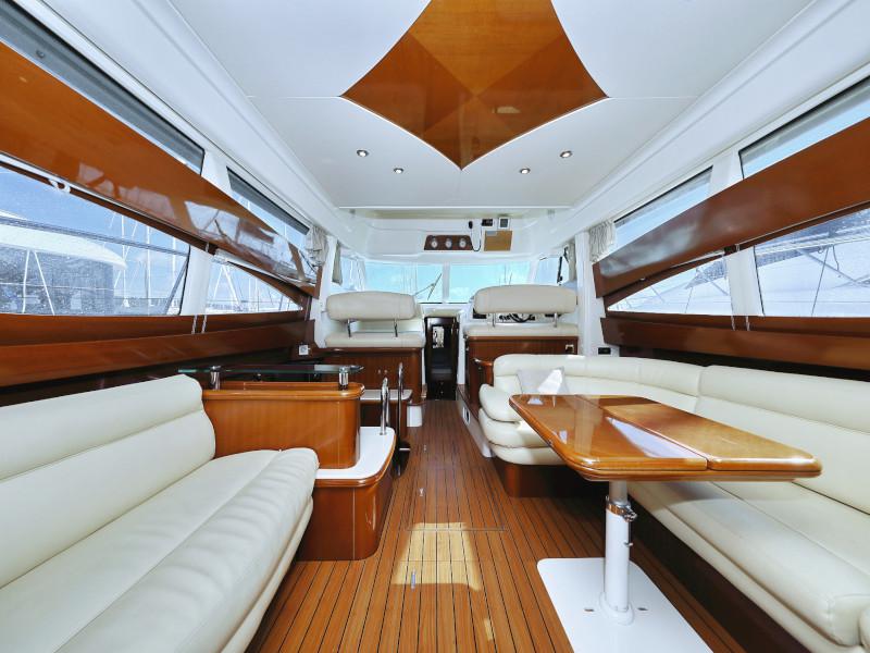 Book yachts online - motorboat - Jeanneau Prestige 46 Fly - ANIMA MARIS - rent