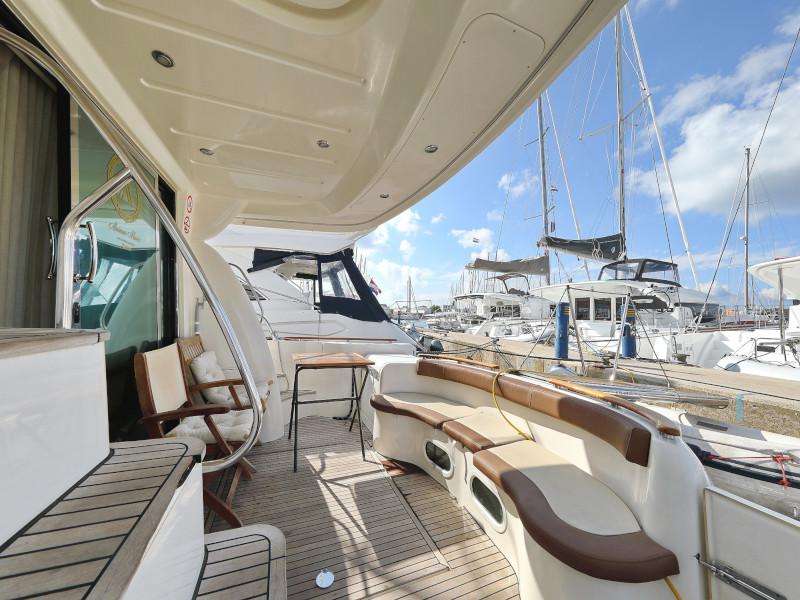 Book yachts online - motorboat - Jeanneau Prestige 46 Fly - ANIMA MARIS - rent