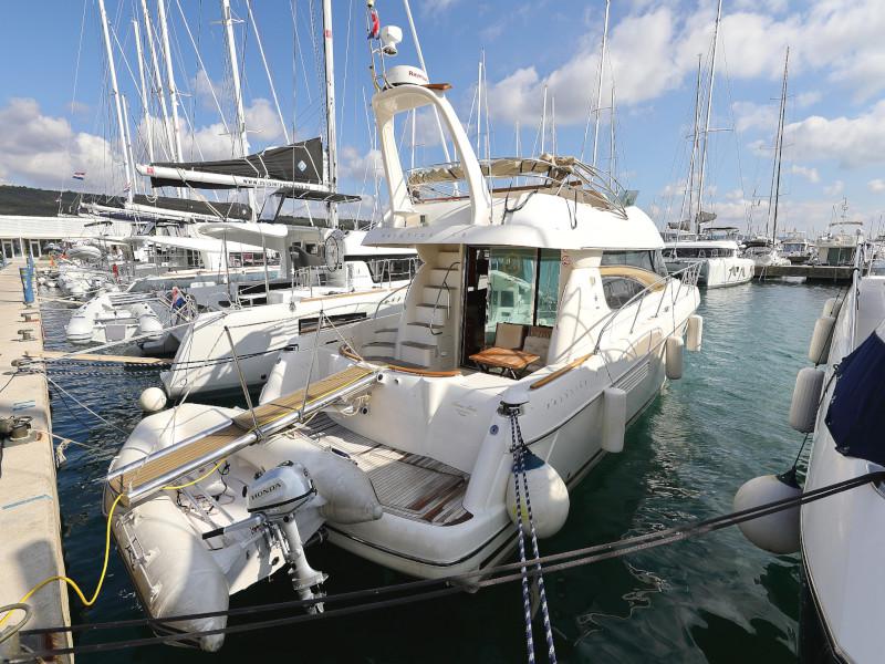 Book yachts online - motorboat - Jeanneau Prestige 46 Fly - ANIMA MARIS - rent