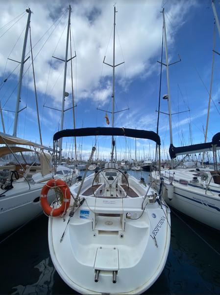 Book yachts online - sailboat - Bavaria 36 - L'Espurna - rent