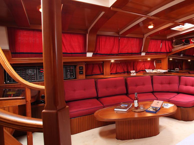 Book yachts online - sailboat - Scorpio 72 - Morgane - rent