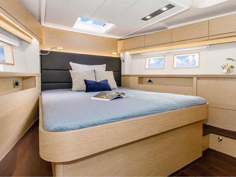 Book yachts online - sailboat - Hanse 548 - Infinity of Dreams - rent