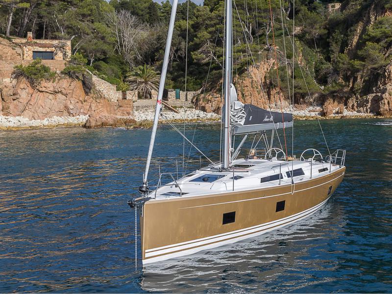 Book yachts online - sailboat - Hanse 418 - Infinity of Love - rent