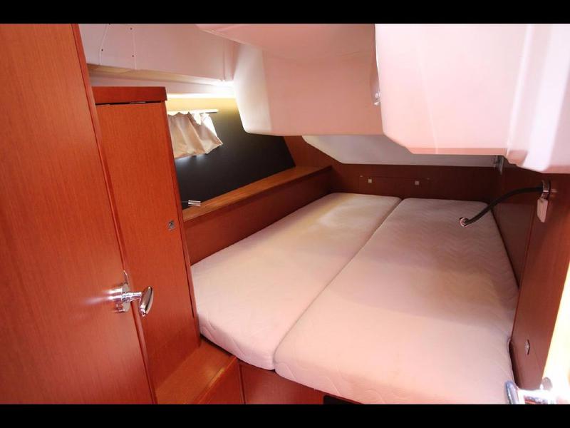 Book yachts online - sailboat - Oceanis 45 2016 - SY_2068 - rent