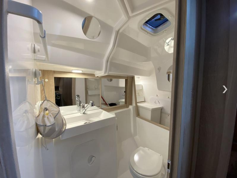 Book yachts online - sailboat - Viko S 35 - CASALINA - rent