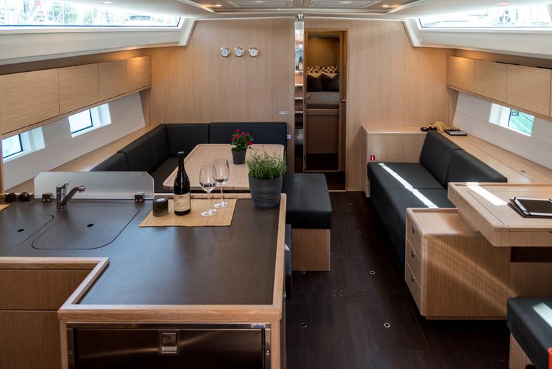 Book yachts online - sailboat - Bavaria C50 - no name - rent