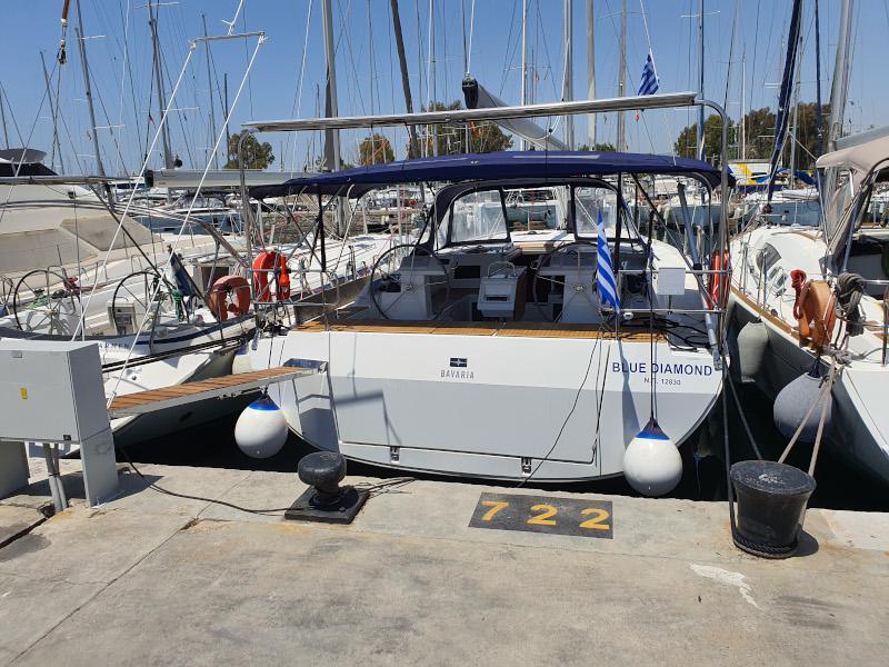 Book yachts online - sailboat - Bavaria C45 - Blue Diamond - rent