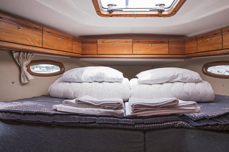 Book yachts online - sailboat - Bavaria 50 Cruiser - Snövit - rent
