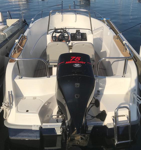 Book yachts online - motorboat - Uttern S56 Exclusive - Uttern - rent
