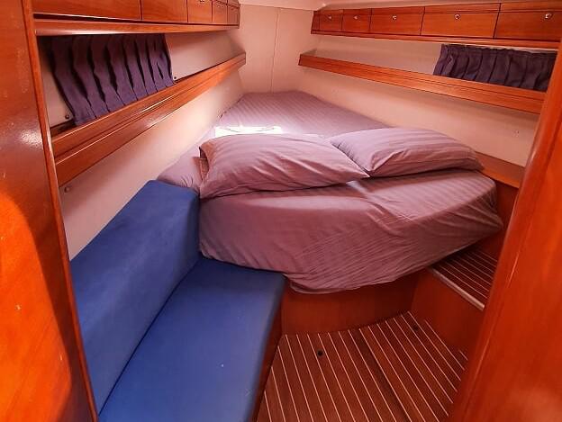 Book yachts online - sailboat - Bavaria 39 - Diana - rent