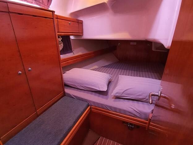 Book yachts online - sailboat - Bavaria 39 - Diana - rent