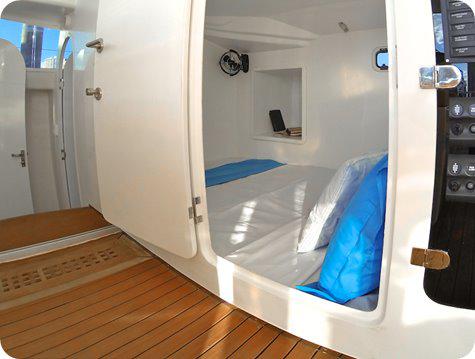 Book yachts online - catamaran - Island Spirit 380 - Island Time - rent
