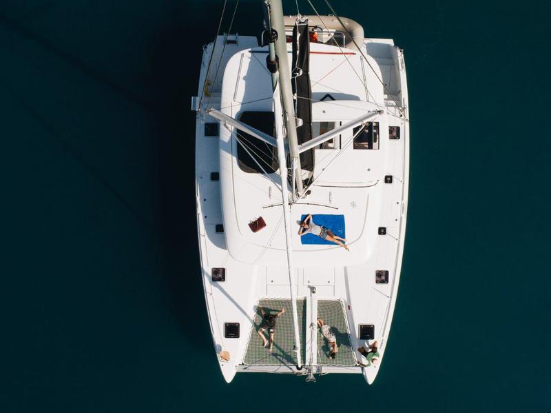 Book yachts online - catamaran - Lagoon - 42 - Mami - rent