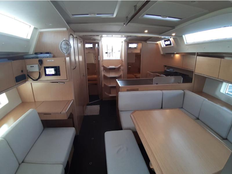 Book yachts online - sailboat - Bavaria - C45 - Southern Star - rent