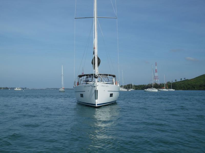 Book yachts online - sailboat - Bavaria - C45 - Southern Star - rent