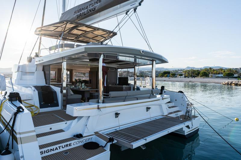 Book yachts online - catamaran - Bali 5.4. - Signature Concept - rent