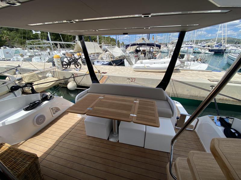 Book yachts online - motorboat - Sessa Fly 47 - SID ONE - rent