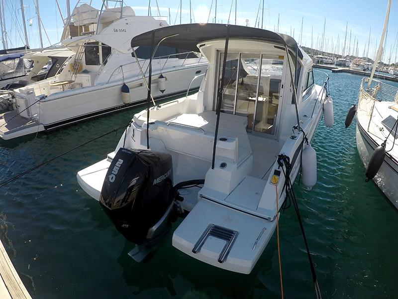 Book yachts online - motorboat - Antares 8 OB - Lovre - NEW 2021! - rent