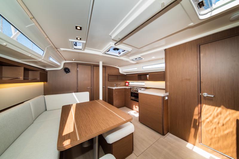 Book yachts online - sailboat - Oceanis 40.1 - Poseidon - rent