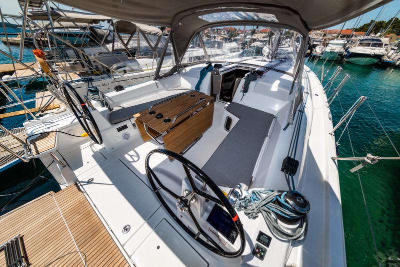 Book yachts online - sailboat - Oceanis 40.1 - Poseidon - rent