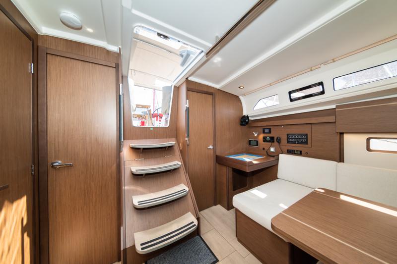 Book yachts online - sailboat - Oceanis 40.1 - Poseidon - rent