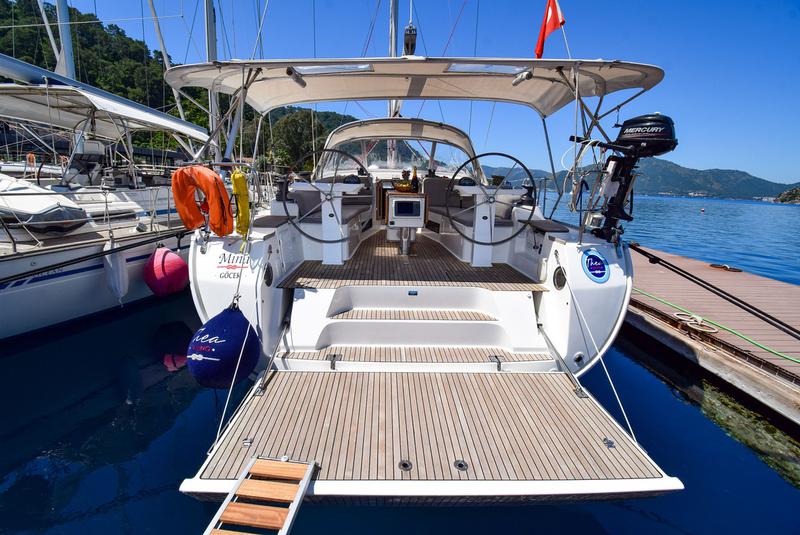 Book yachts online - sailboat - Bavaria 50 Cruiser - MINA - rent